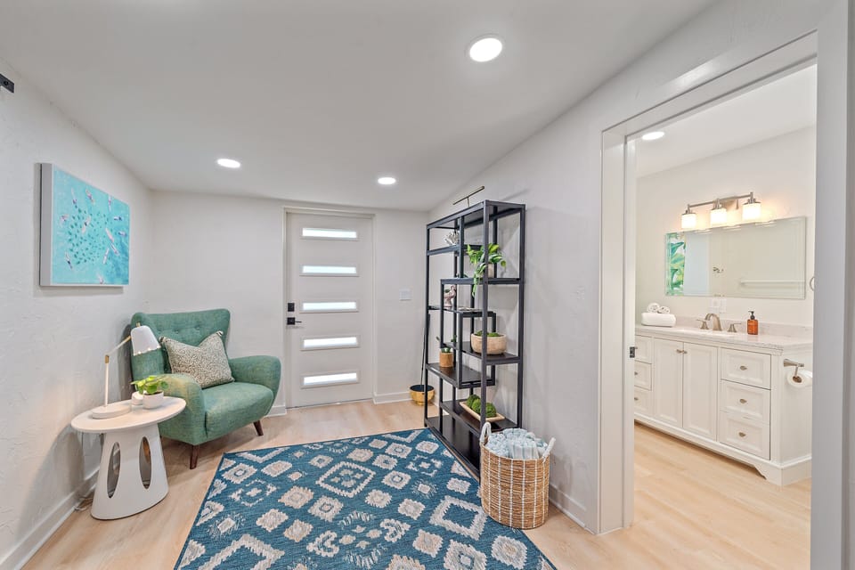 House 1 - Perfect spot for your morning coffee or to snuggle up and read.