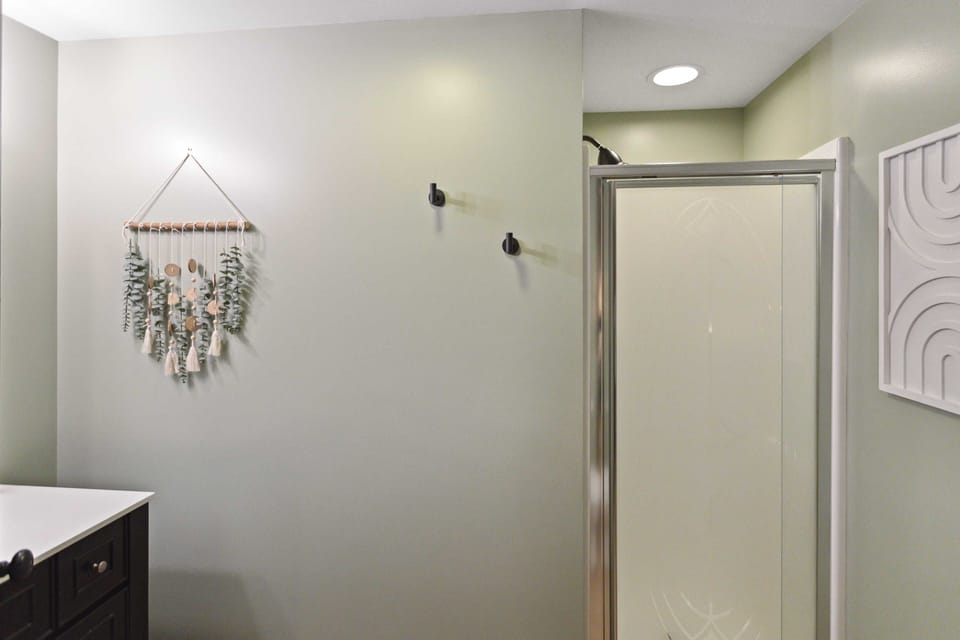 Main Floor Common Bathroom with Step-In Shower