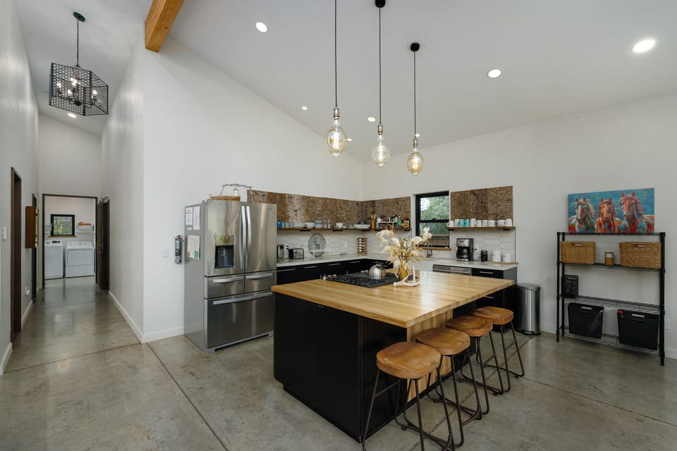 Kitchen | Main Level