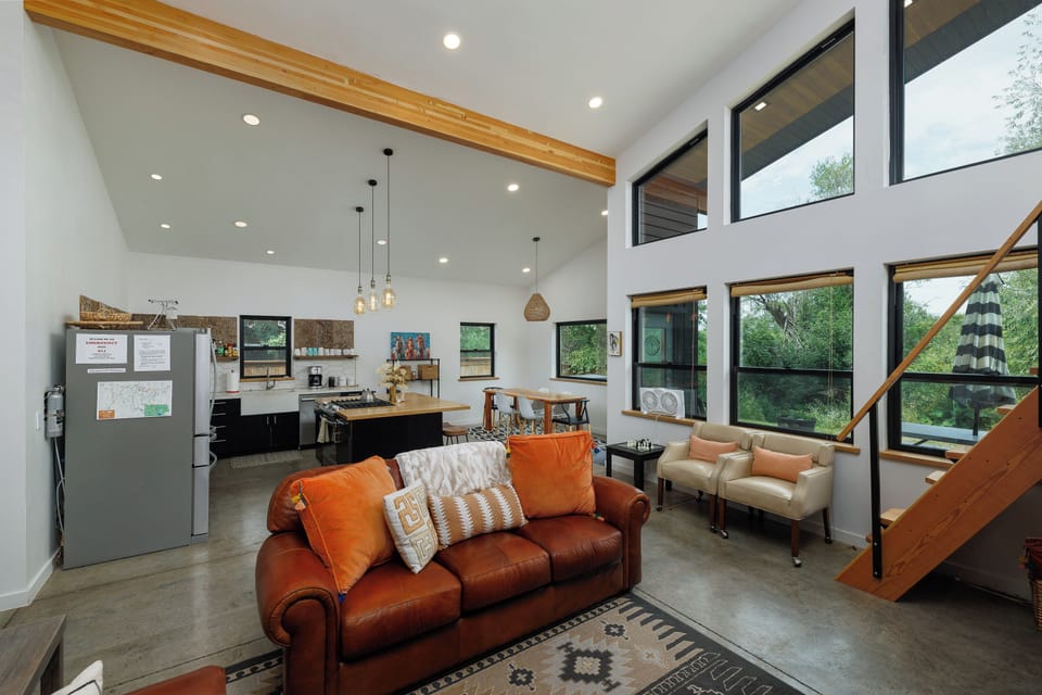 Living room | Main Level