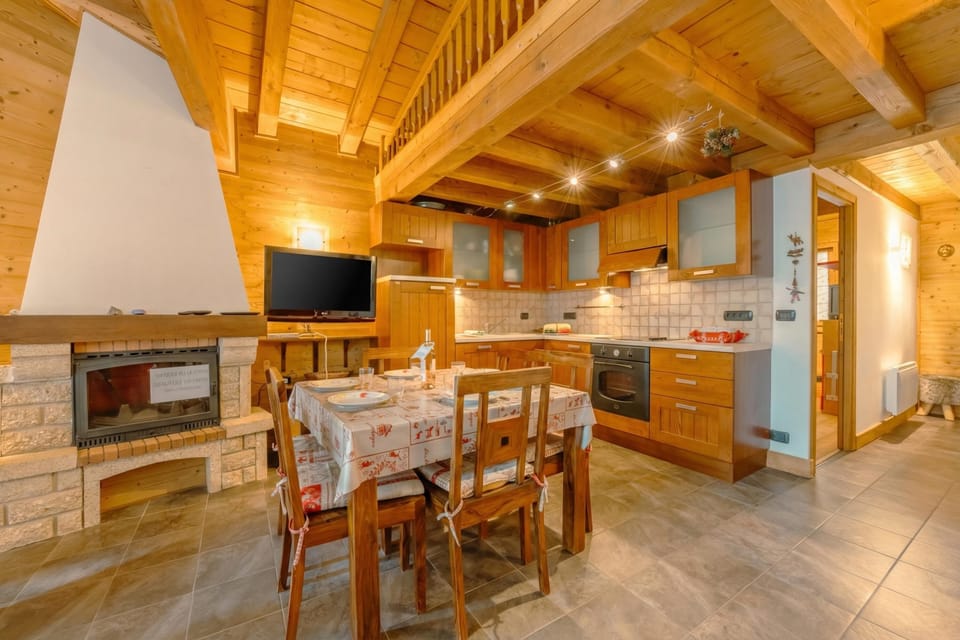 Living and dining room