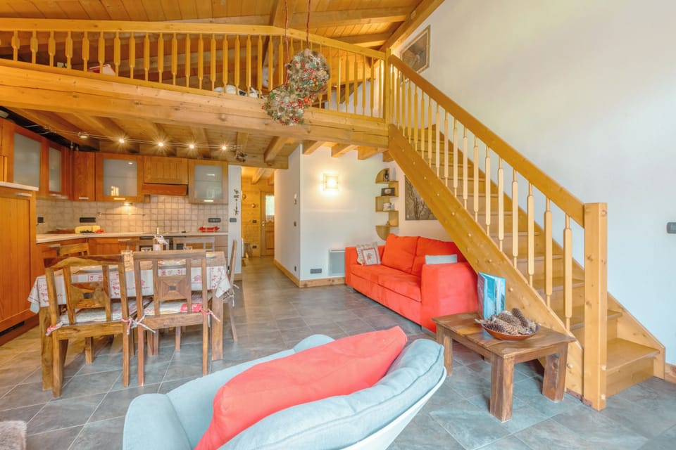 Living and dining room