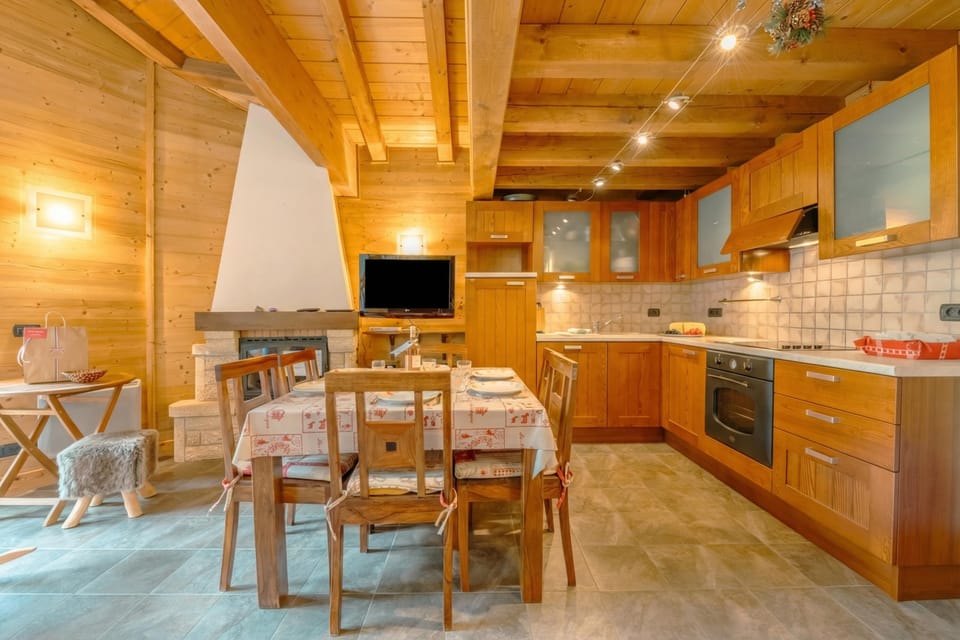 Living and dining room