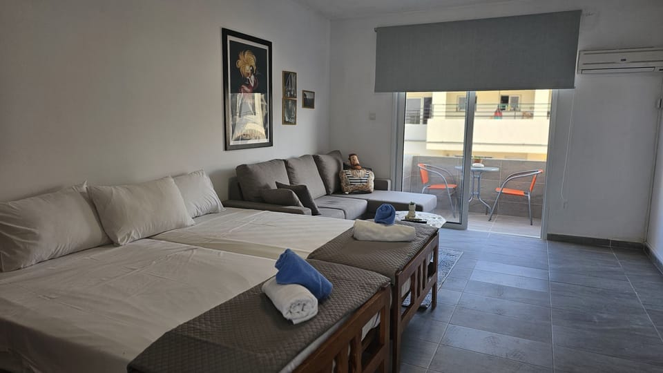 House | 1 bedroom, soundproofing