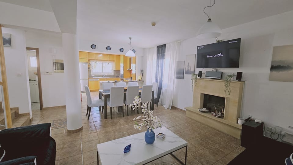 House, Smoking | 3 bedrooms