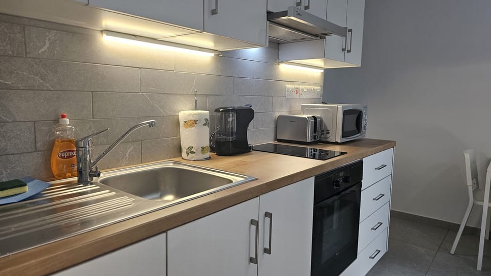 House | 1 bedroom, soundproofing