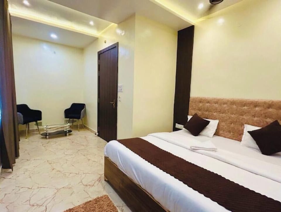 Deluxe Room | Free WiFi