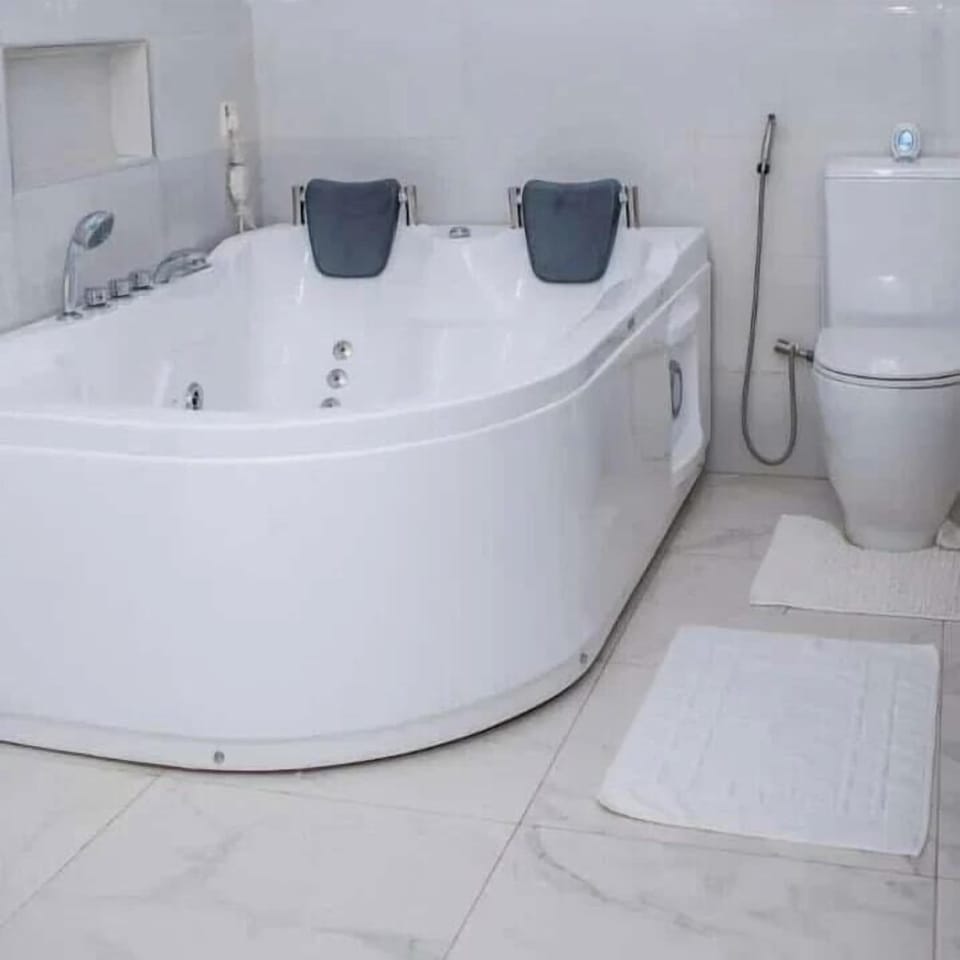Comfort Room, Balcony, City View | Bathroom | Free toiletries, hair dryer, towels, soap