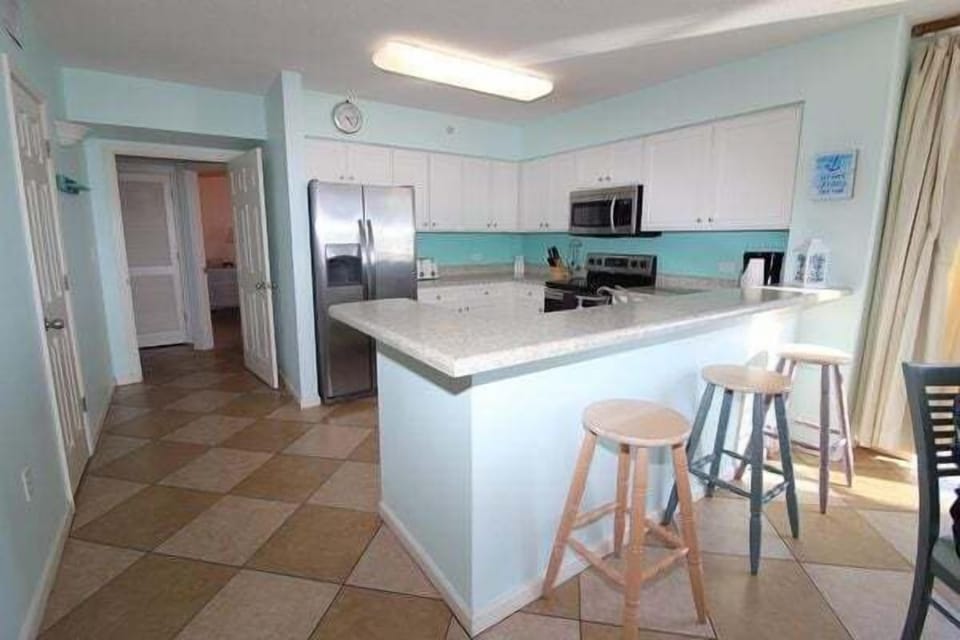 Condo, 3 Bedrooms | Private kitchen | Coffee/tea maker, fridge, toaster, cookware/dishes/utensils