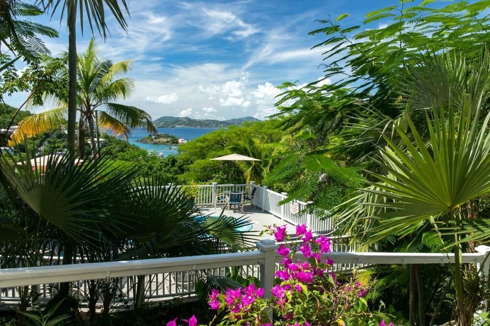 Ground floor studio with water views