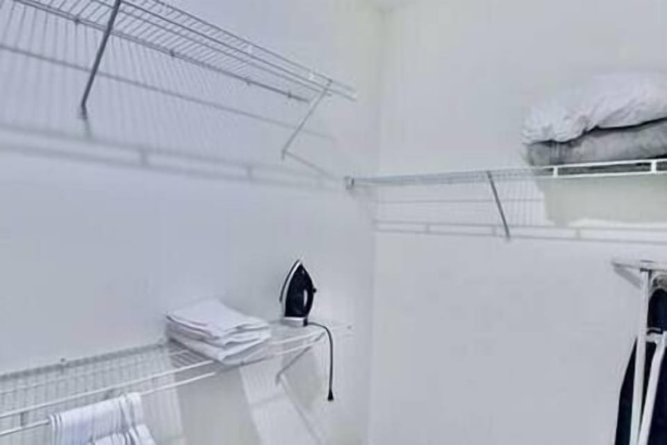 8c2776d2 db23 4ef4 b808 bf48dd1cf8c4