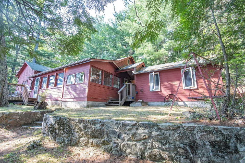 The cabin aka Birdhouse is the building on right 
