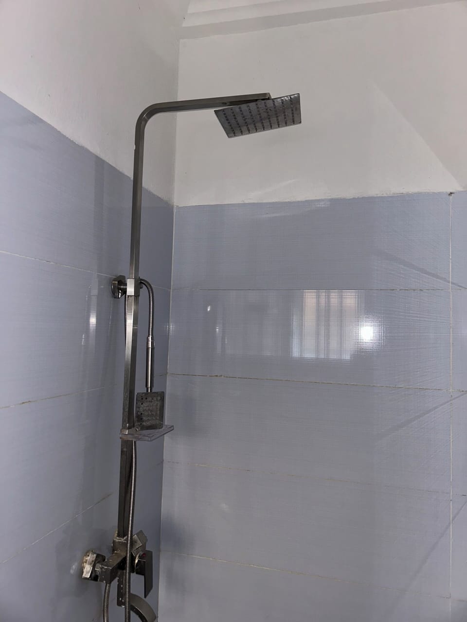 Deluxe Apartment, 1 Bedroom, Kitchenette, Beachside | Bathroom