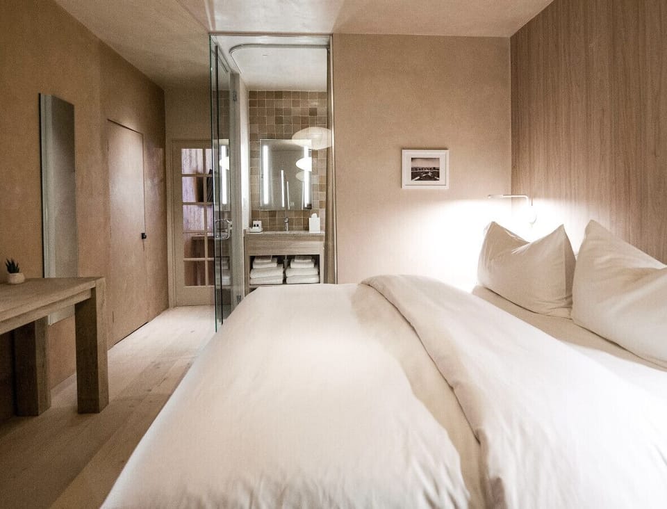 King Suite - Room 2