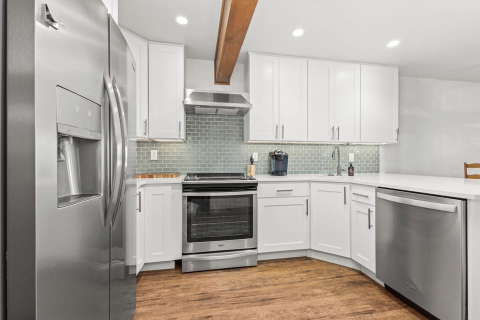 Kitchen | Electric Range