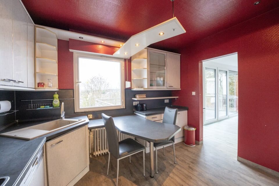 Family Condo, 3 Bedrooms, Garden View | Private kitchen | Full-size fridge, microwave, oven, stovetop