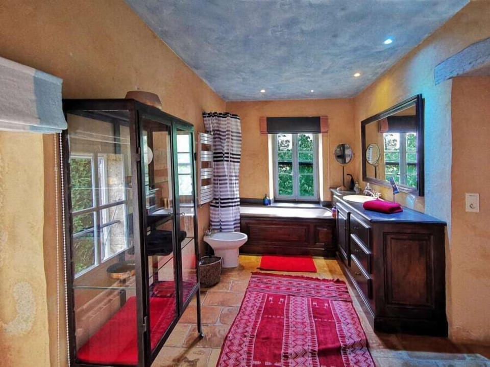 Double Room | Bathroom