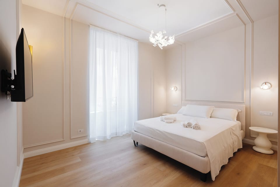 Junior Double Room, City View | Premium bedding, down comforters, memory foam beds, minibar