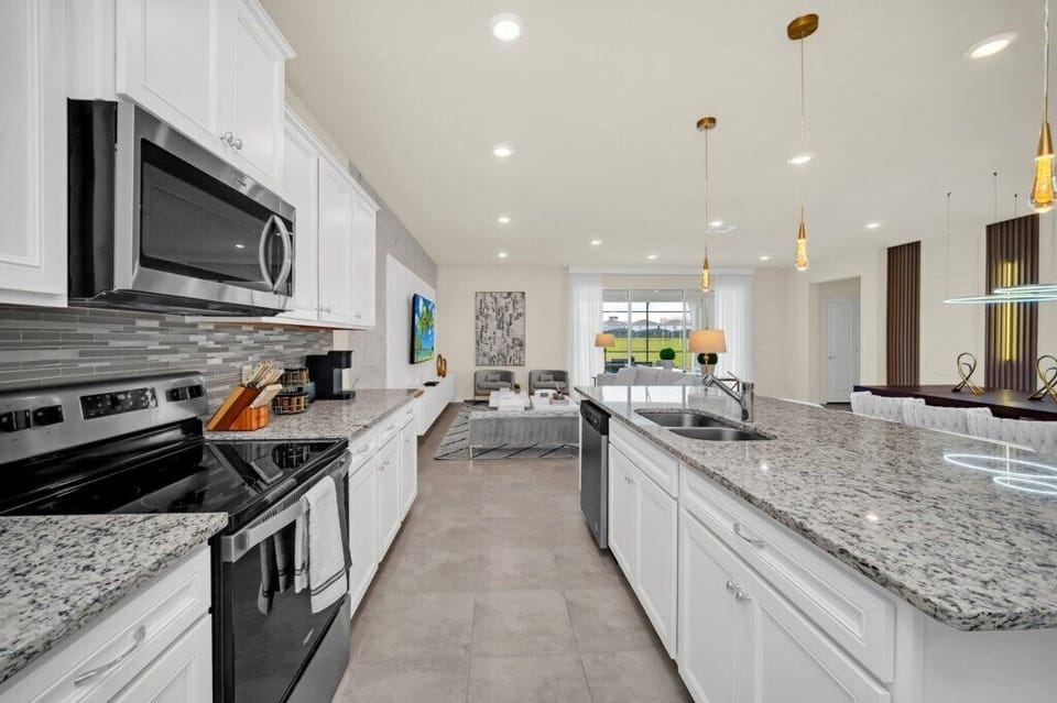 4297LanaAve_WindsorIslandresort_08