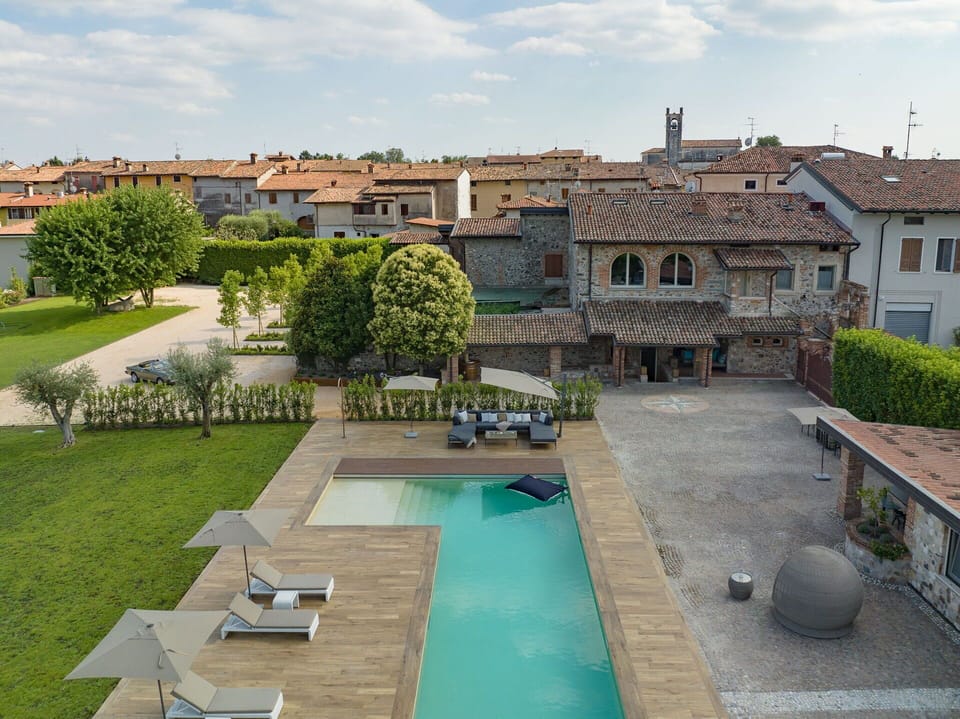Activities, Amenities, Balcony / Terrace / Patio, Building Exterior, Golf, Pool, Spring, Summer, Wellness