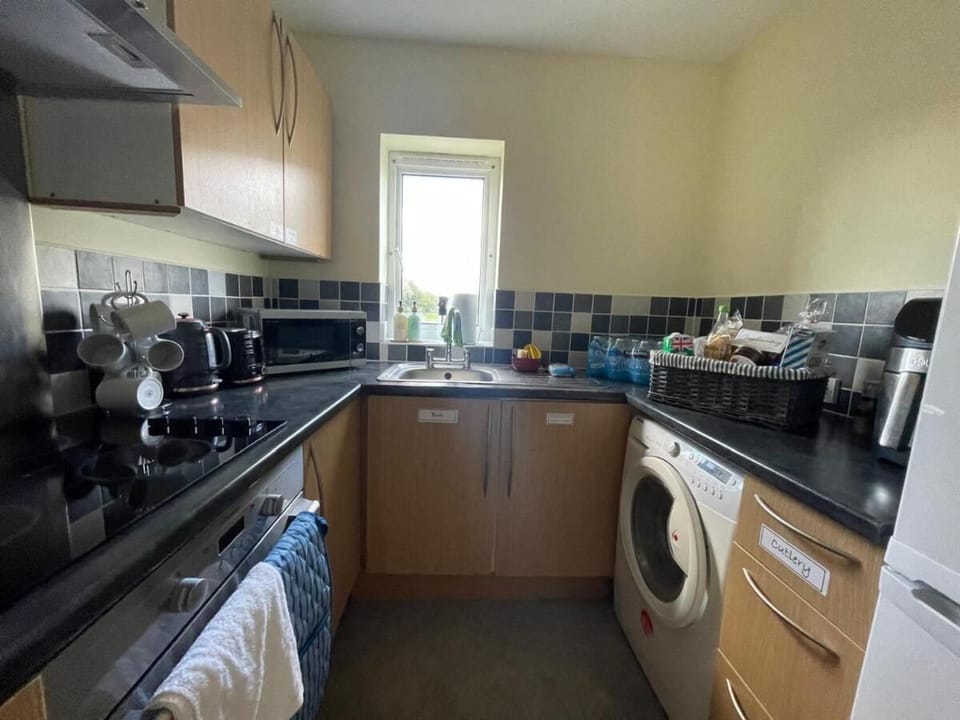 Kitche, fridge, washing machine, cooker