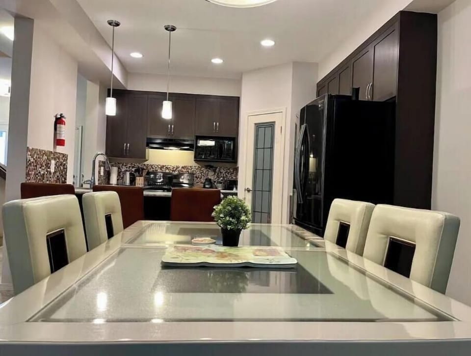 Large dining area, seats up to 8.