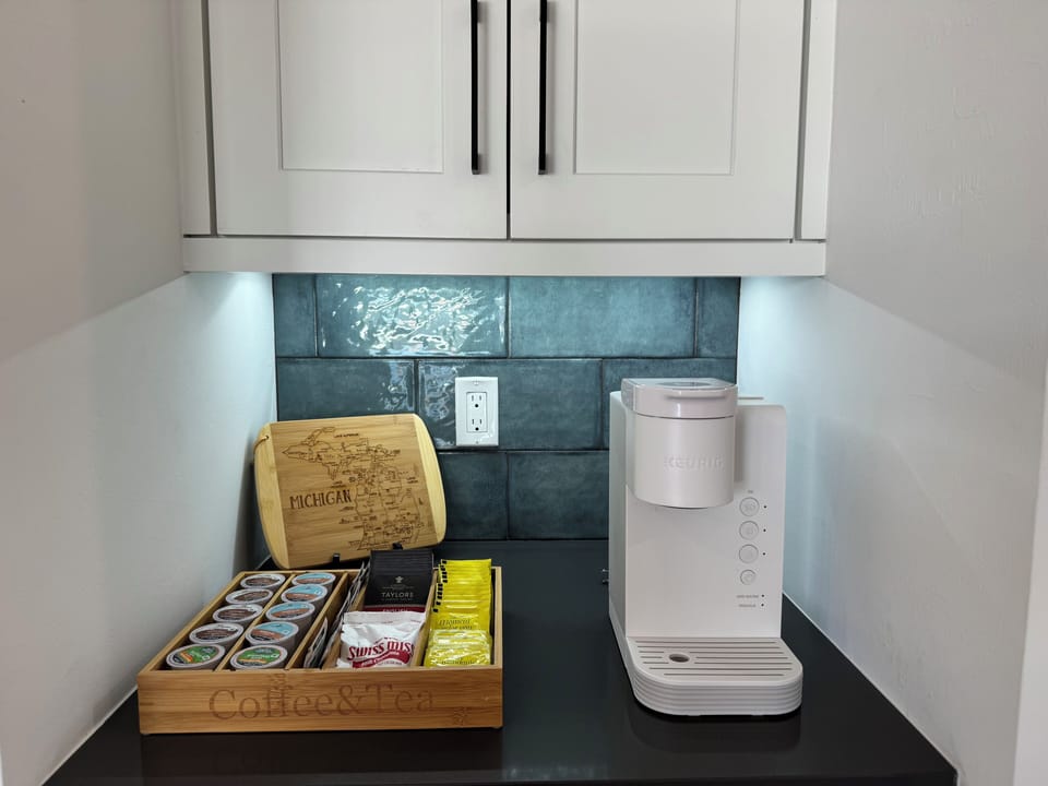 Coffee/tea bar