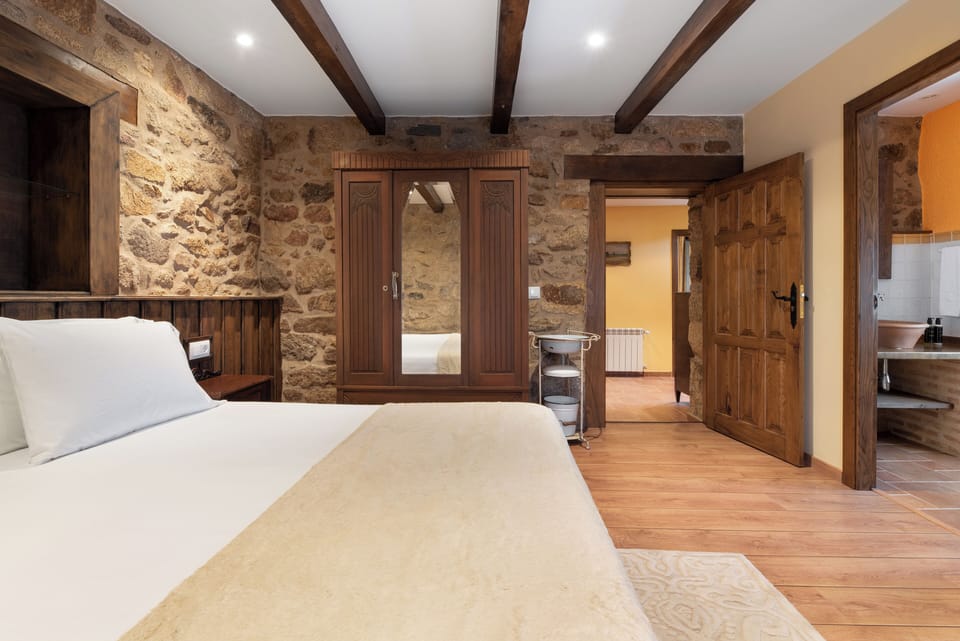 House, Multiple Bedrooms (Pazo Moreda)