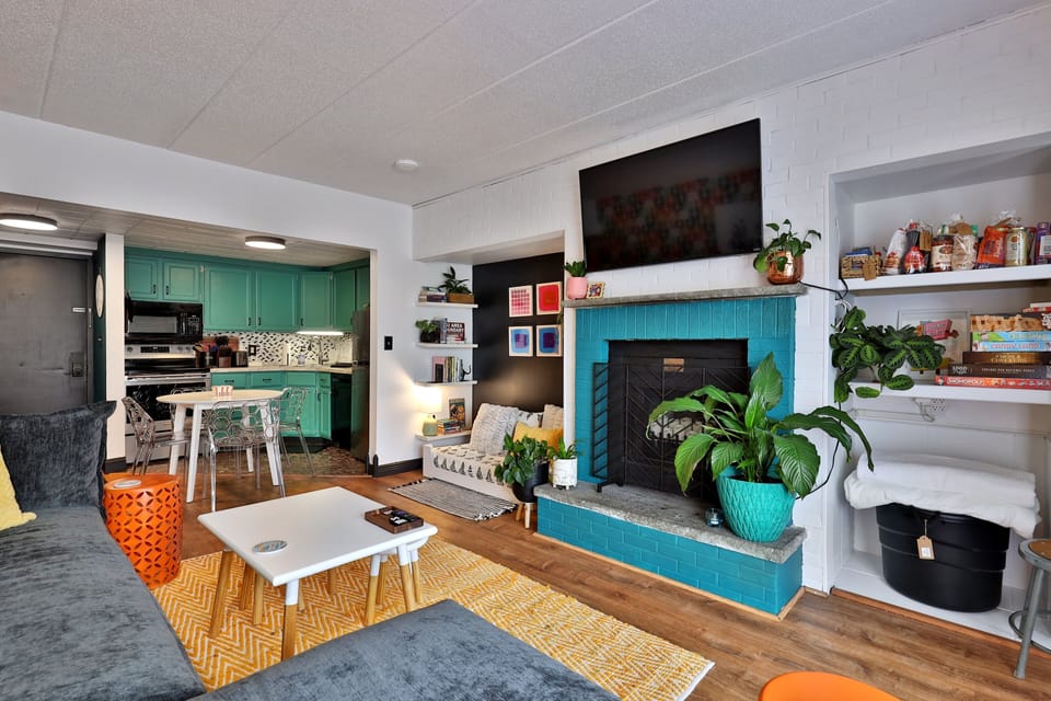 Condo, 1 Bedroom | Living area | Smart TV