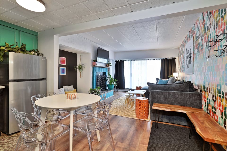 Condo, 1 Bedroom | Dining