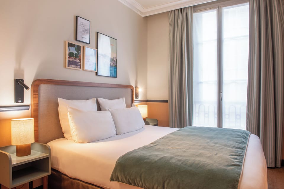 Superior Double or Twin Room | Minibar, in-room safe, desk, iron/ironing board