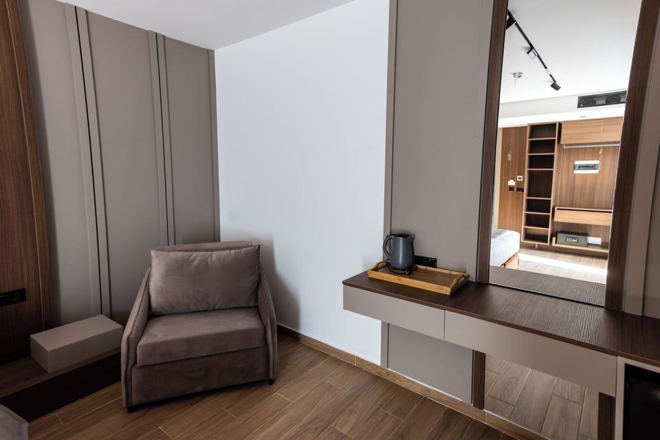 Superior Triple Room | Soundproofing, WiFi (free), bed sheets