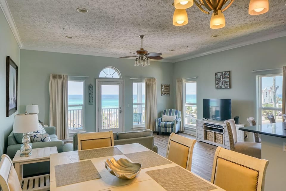 Condo, Multiple Beds (Vista del Mar I Short Walk to the Bea) | Dining