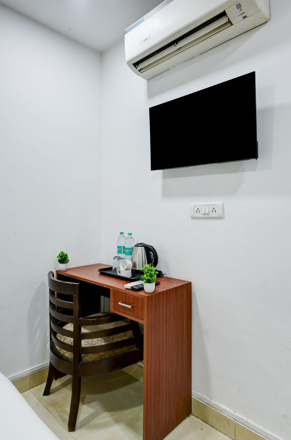 Standard Room | Free WiFi