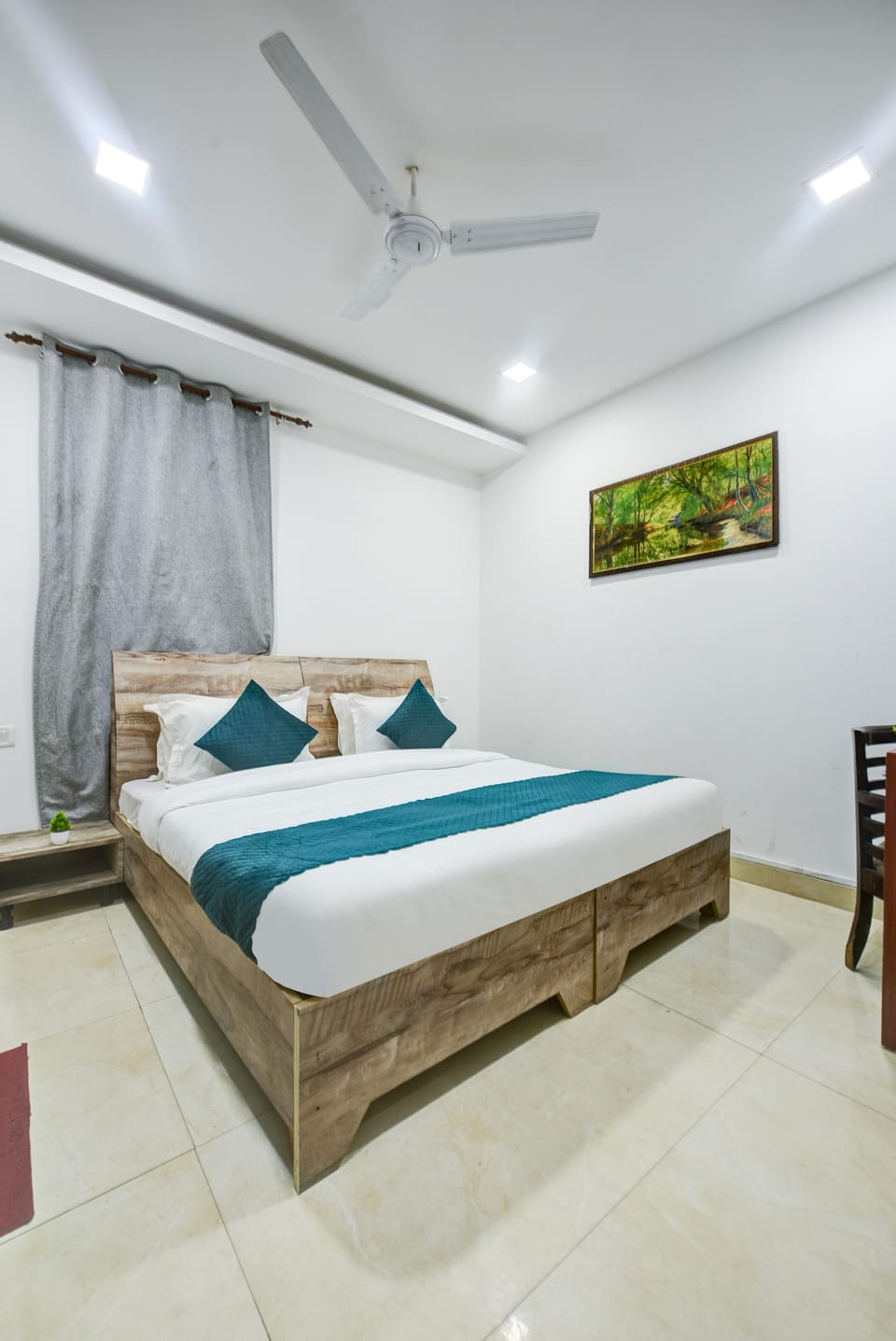 Standard Room | Free WiFi