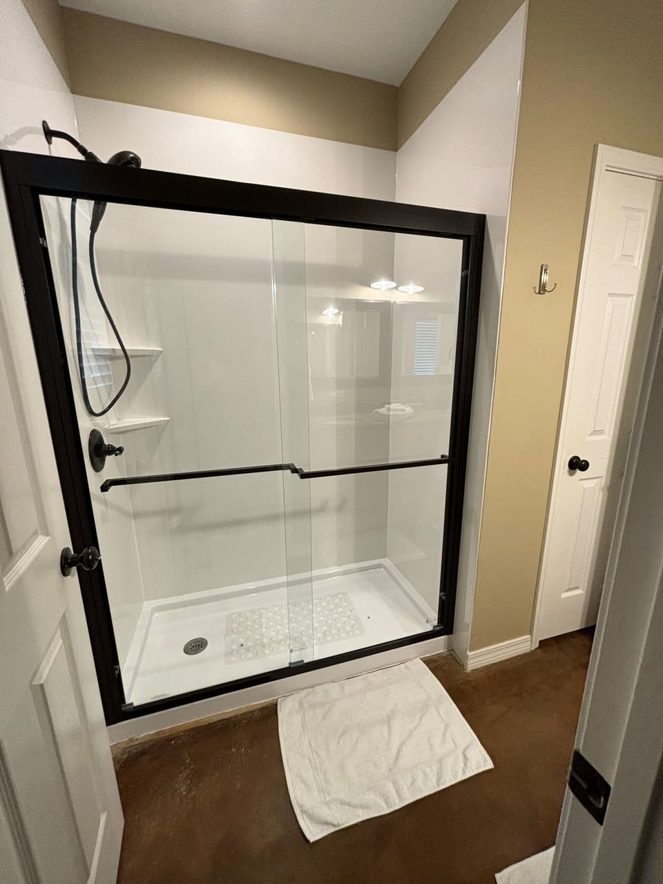 Master Shower 