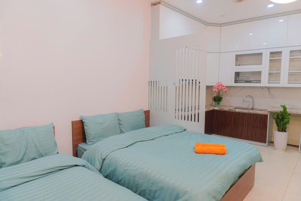 Basic Double Room | Down comforters, Tempur-Pedic beds, free WiFi, bed sheets