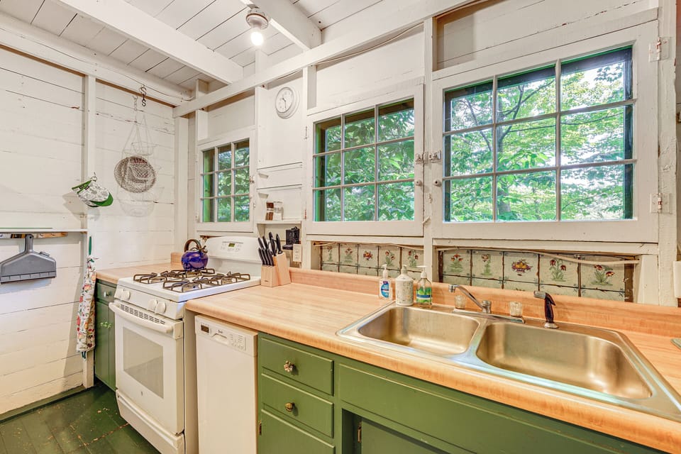 Kitchen | 1st Floor