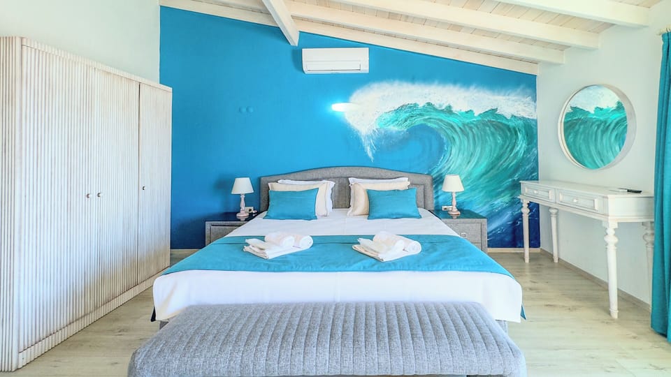Premium bedding, iron/ironing board, free WiFi, bed sheets