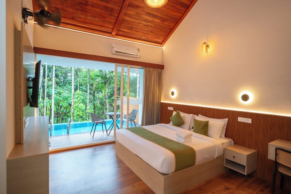 Deluxe Cottage, Pool View | 1 bedroom, premium bedding, Select Comfort beds, blackout drapes