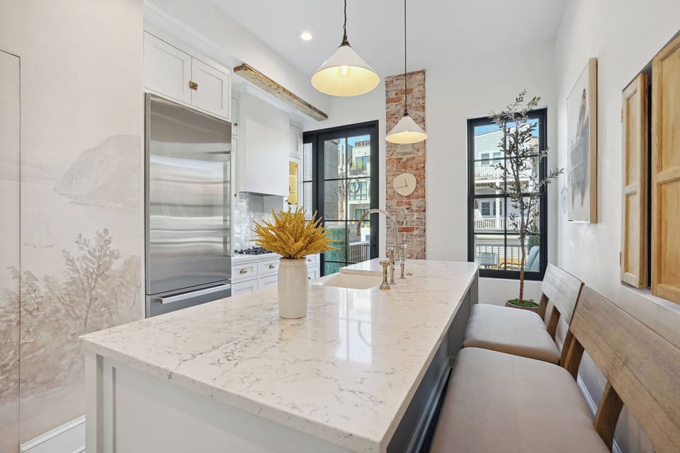 Includes all cooking essentials, coffee machine and coffee