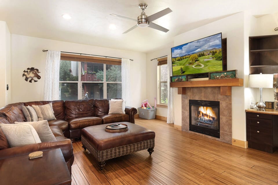 Bear Hollow Village 5661 by Moose Management