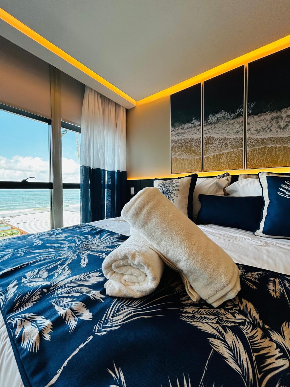 Deluxe Double Room | Premium bedding, minibar, desk, laptop workspace