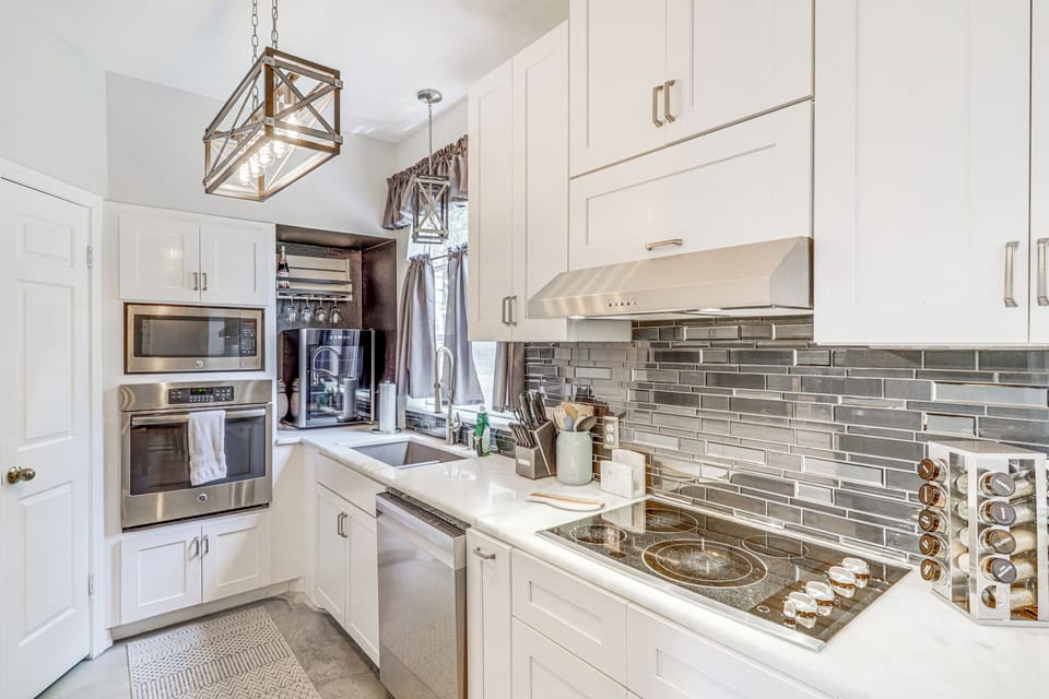 Kitchen | Keurig Coffee Maker | Cooking Basics | 1st Floor