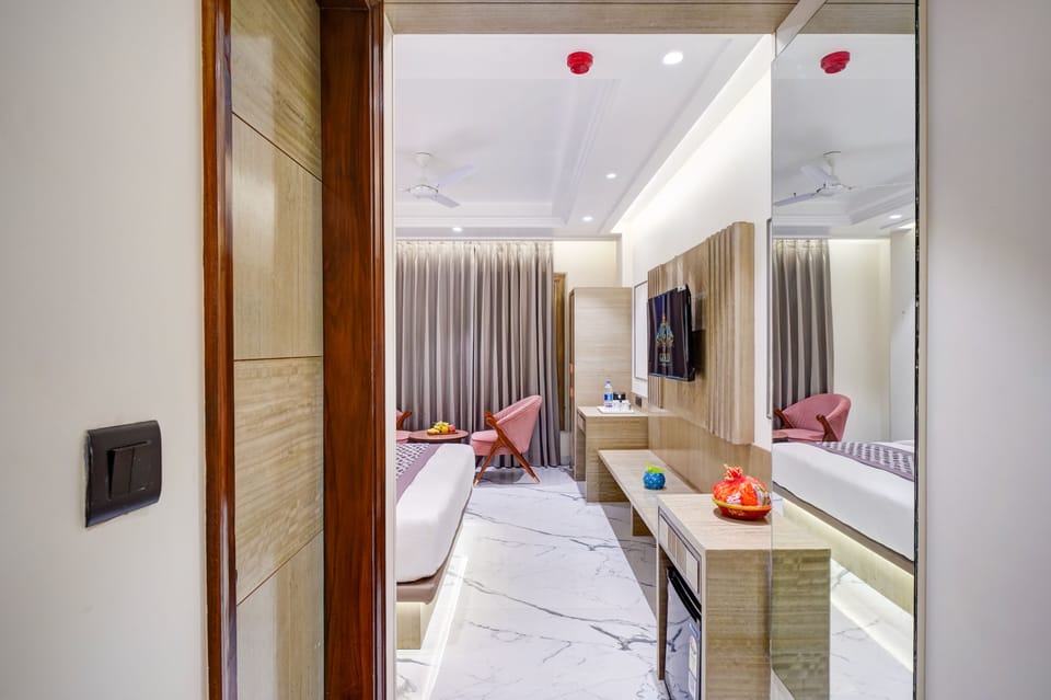 Executive Room | Egyptian cotton sheets, premium bedding, memory foam beds, in-room safe