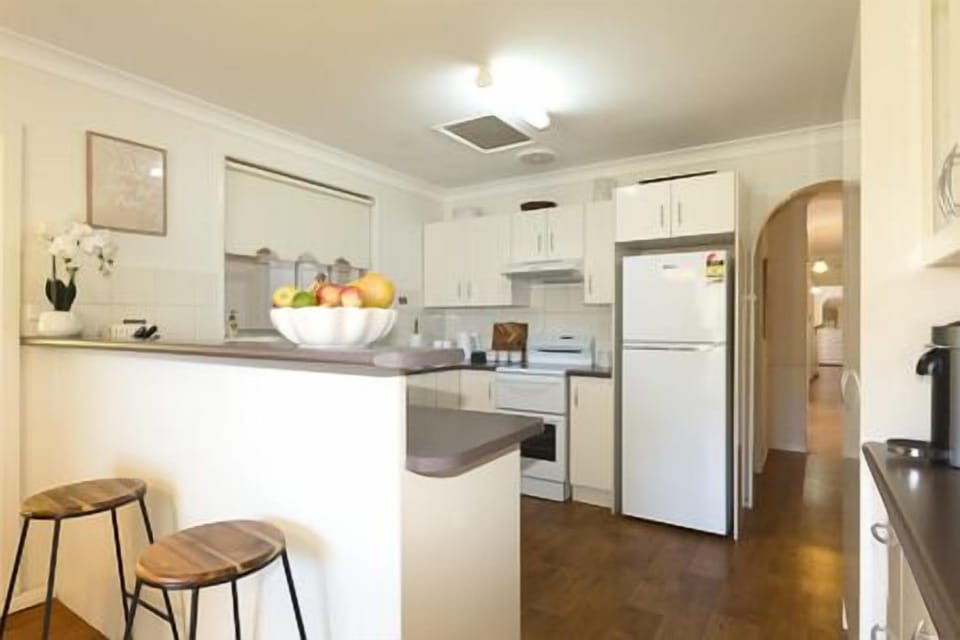 Kitchen (1)