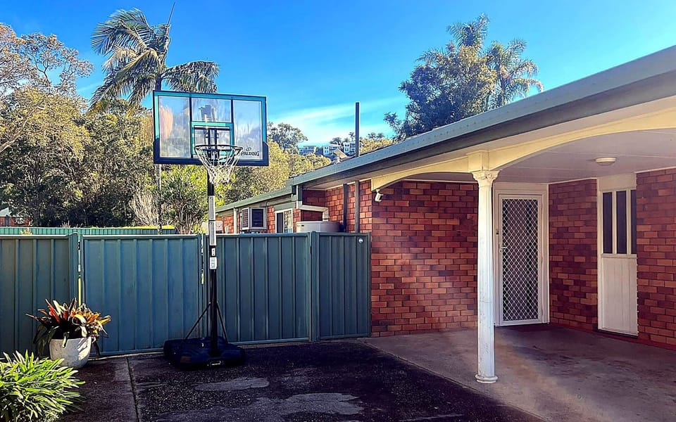 5 basketball driveway