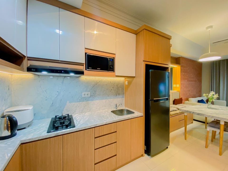 Apartment | Private kitchen | Fridge, microwave, stovetop, rice cooker