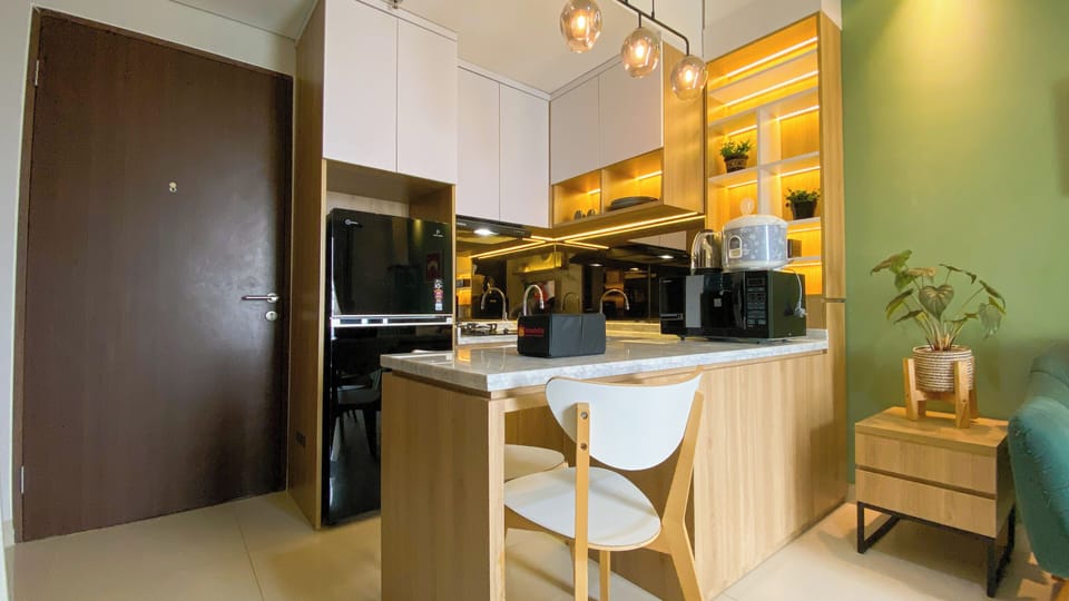 Apartment | Private kitchen | Fridge, microwave, stovetop, rice cooker