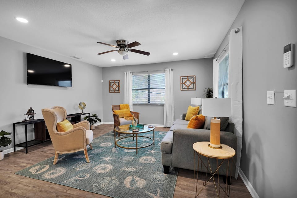 Enjoy a vibrant yet relaxing living room